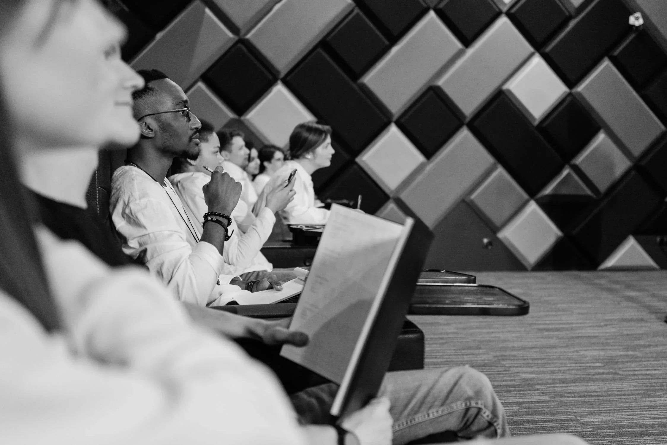 Forward Edge AI Launches First-of-Its-Kind Knowledge Academy for Small Business Innovation Research (SBIR)